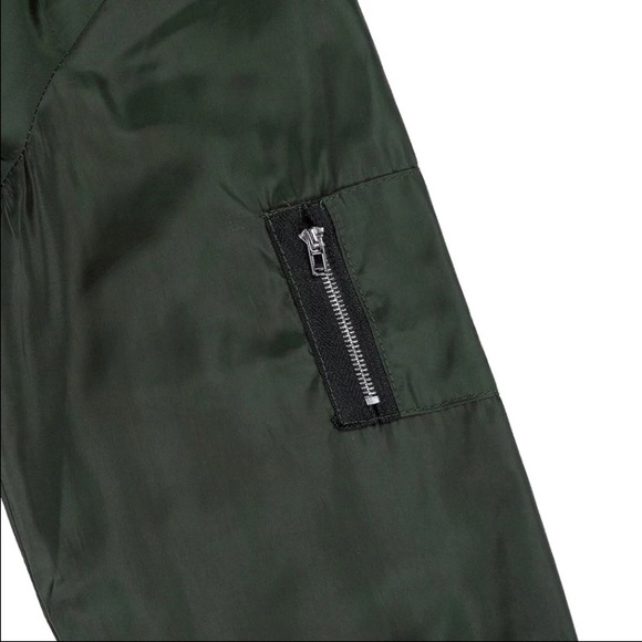 Lightweight bomber jacket restocked last one - Picture 3 of 4