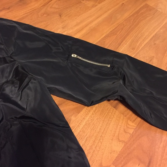 light weight bomber jacket last 1 - Picture 3 of 4