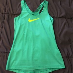Nike workout tank