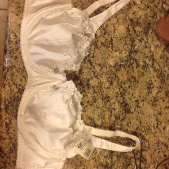 Felina 42C bra, collection is palace, ivory