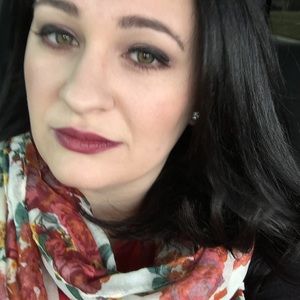 Meet your Posher, Erica