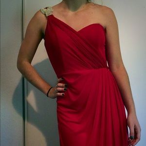 STUNNING One Shoulder Gown