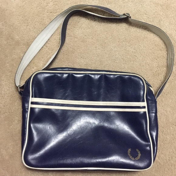 Fred Perry messenger bag