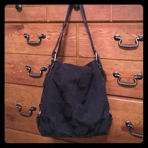 Black signature hobo