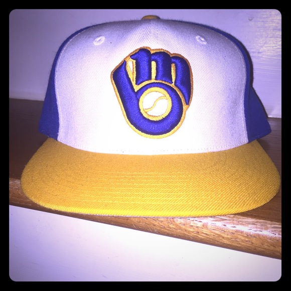 Mitchell and Ness Throwback Milwaukee Brewers Cap