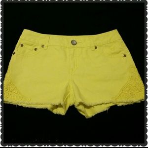 Bright Yellow girls denim shorts.💛