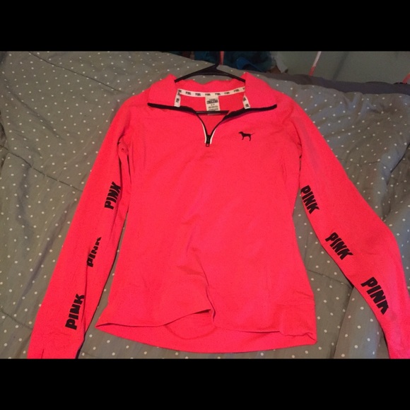 PINK ultimate pull over!