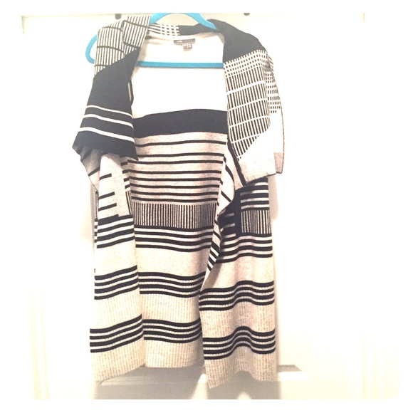 Vince sleeveless sweater.