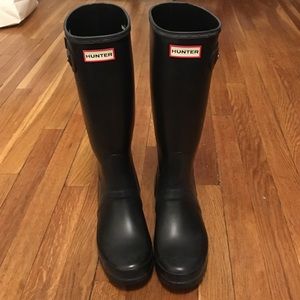 Hunter Boots GREAT condition size 7