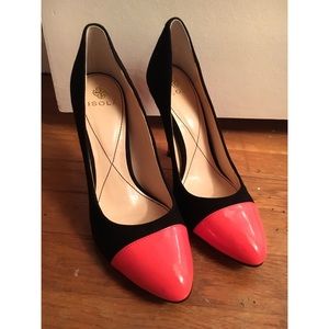 Isola black/ orange pumps