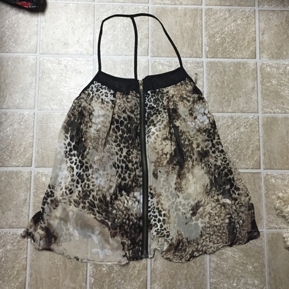 Size large leopard blouse zipper down in front