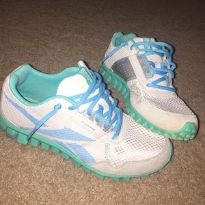 Reebok Running Shoes size 5.5