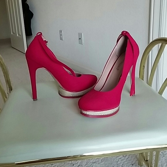 Red Platform Heels - Picture 2 of 4