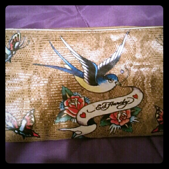 ED HARDY ZIP WALLET