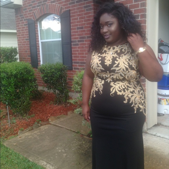 Black & Gold Prom Dress - Picture 4 of 4