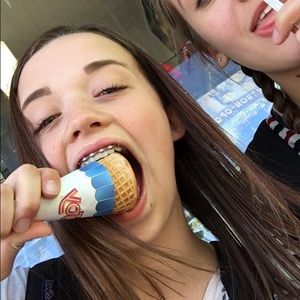 Meet your Posher, Brenna