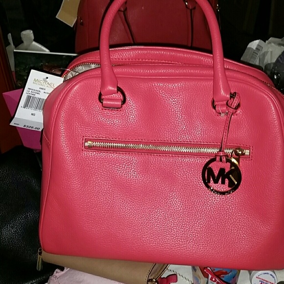 (Sold)Authentic Michael Kors Bag - Picture 1 of 4
