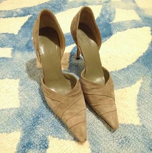 8 1/2 Cole Haan gray suede heels