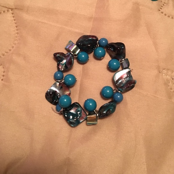 Necklace Set - Picture 2 of 3