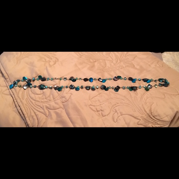Necklace Set - Picture 3 of 3