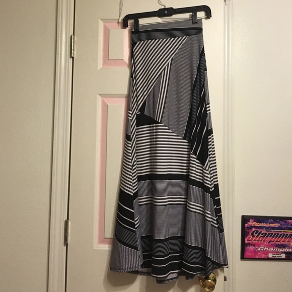 Black, Grey and White Maxi skirt