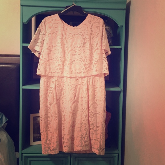 Forever 21+ plus blush lace overlay dress size 3X