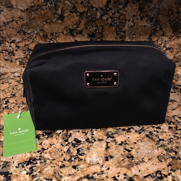 kate spade Handbags - Kate Spade black Avenue medium makeup bag