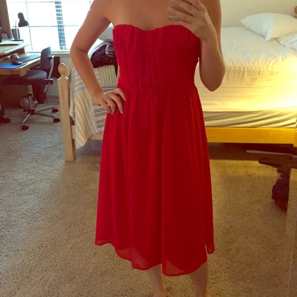 Red strapless chiffon dress