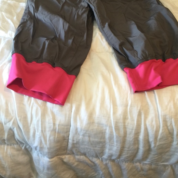 Capri joggers - Picture 2 of 3