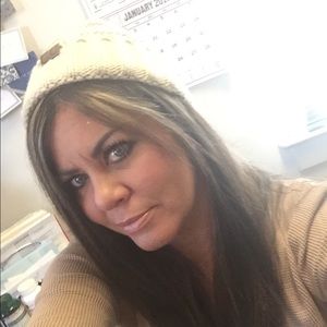 Meet your Posher, Candi