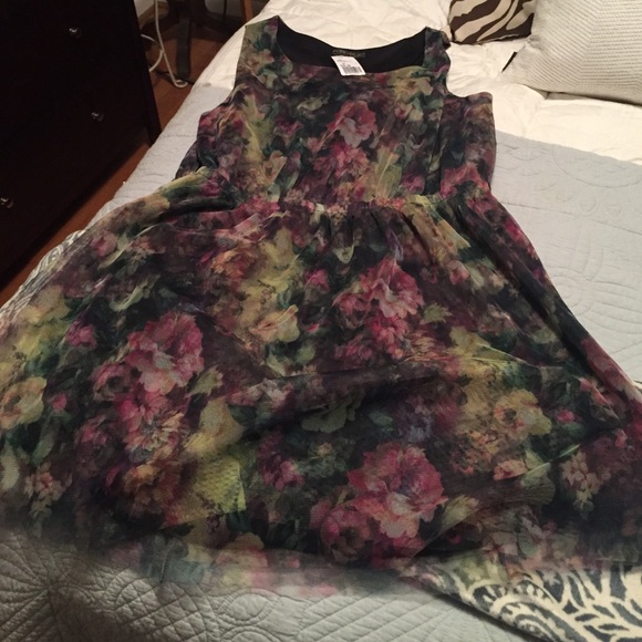 Forever 21+ plus 2X floral mesh dress