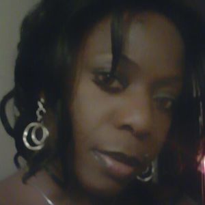 Meet your Posher, Rena