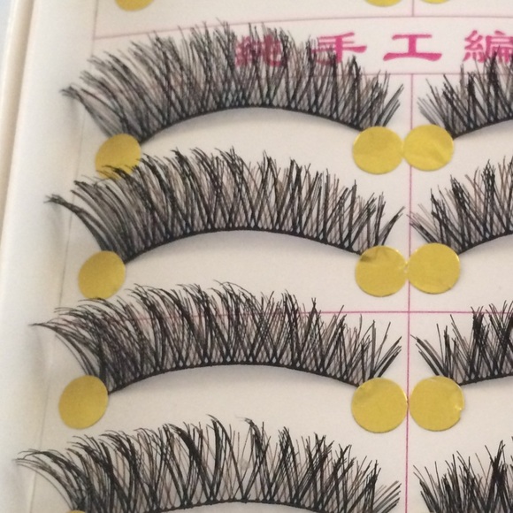 3 sets of false eye lashes