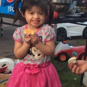 Meet your Posher, Lorena