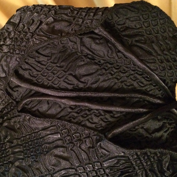 Lace-Up Blouse - Picture 3 of 4