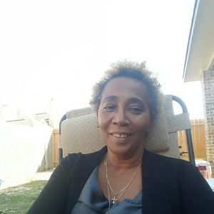 Meet your Posher, Evelyn