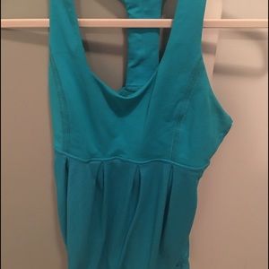 Lululemon tank