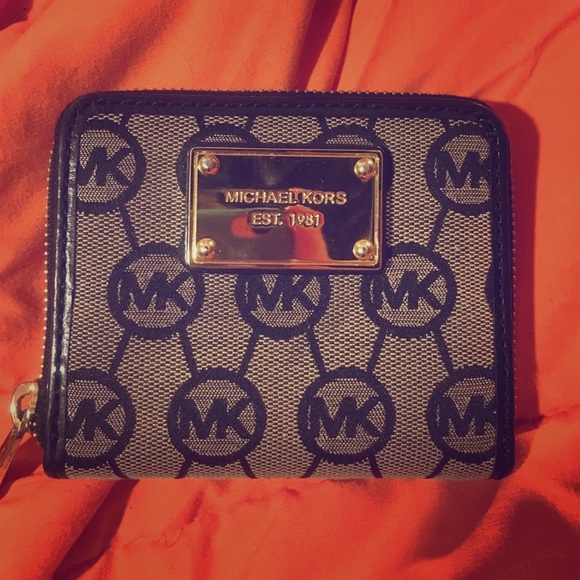 Micheal kors wallet