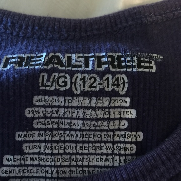 Mossy oak tank top and realtree tank top - Picture 2 of 4