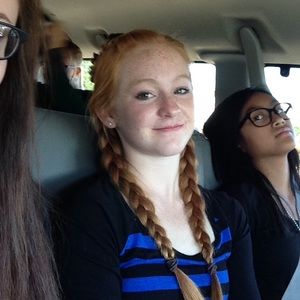 Meet your Posher, Juliette