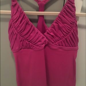 Lululemon tank