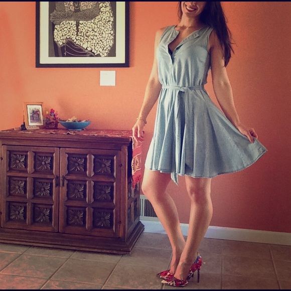 Anthropologie Dresses & Skirts - Anthropologie Chambray Circle Dress