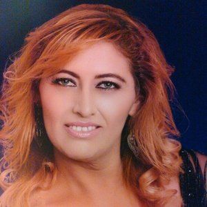 Meet your Posher, Claudia