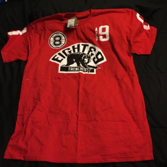 SIZE LARGE WITH TAGS - Picture 1 of 3