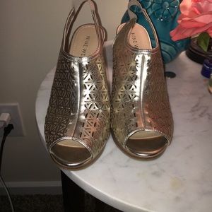 Gold Nine West heels