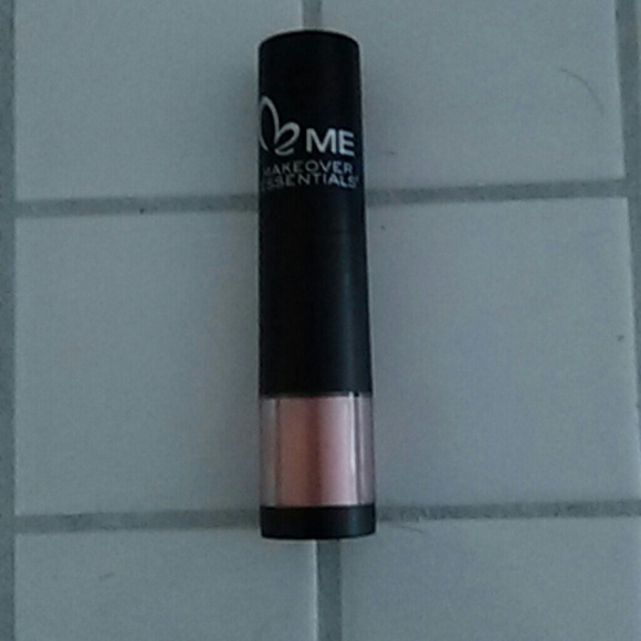 Makeover Me Essentials Shimmer Powder Brush Broze
