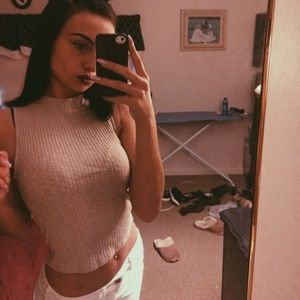 Meet your Posher, Maddie