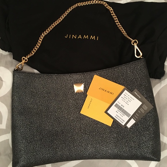 Jinammi Saenul Clutch - Picture 3 of 4
