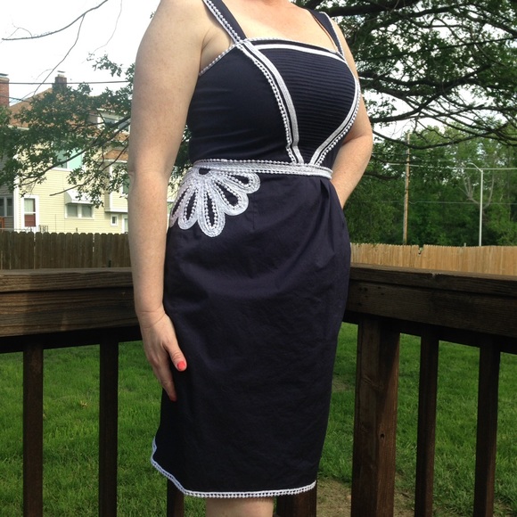 🌸Antonio Melani Dress - Picture 3 of 4