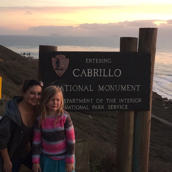 Meet your Posher, Kristin - Picture 2 of 2